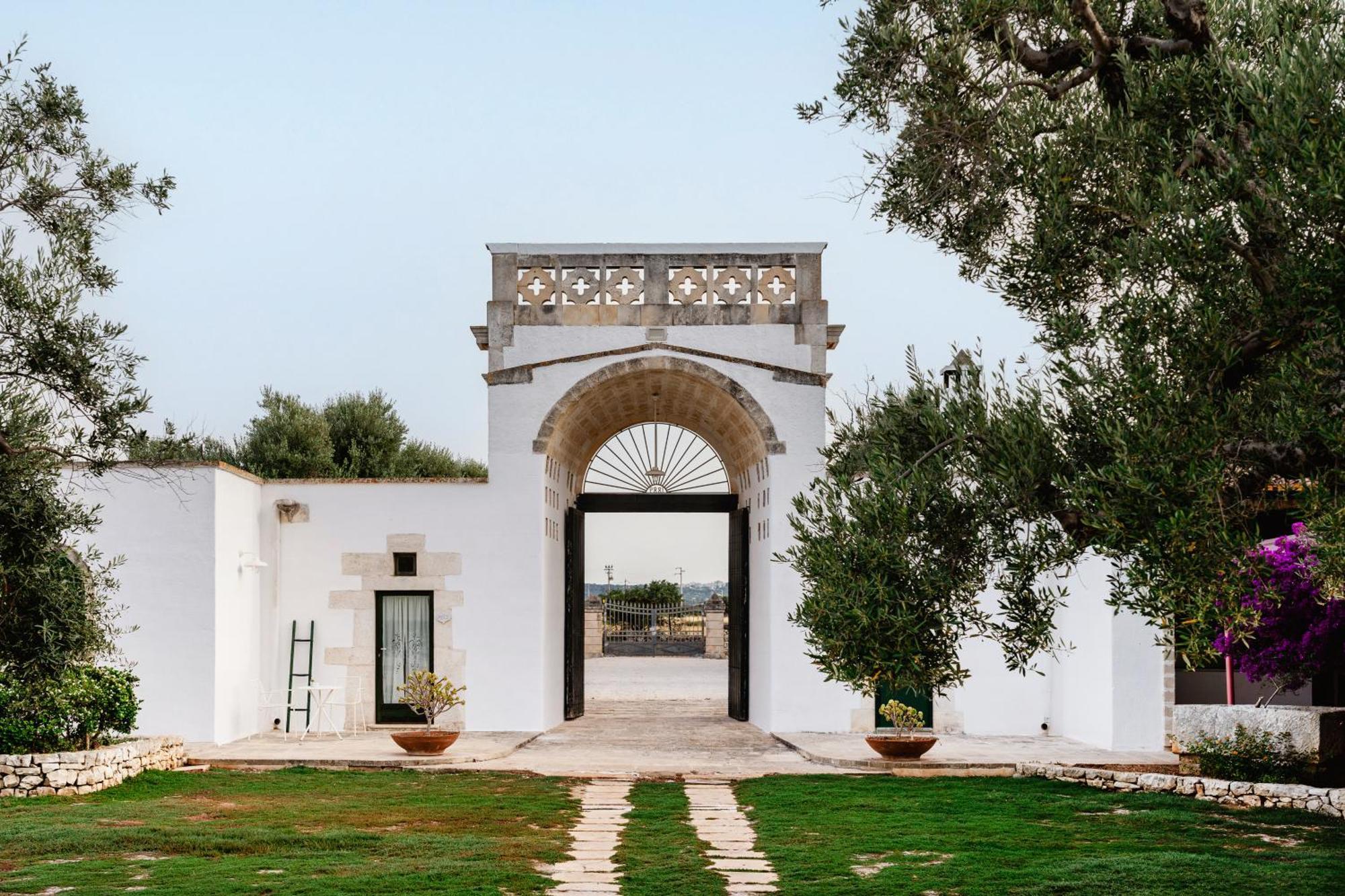 Masseria Gorgognolo Acomodação com café da manhã Ostuni Exterior foto